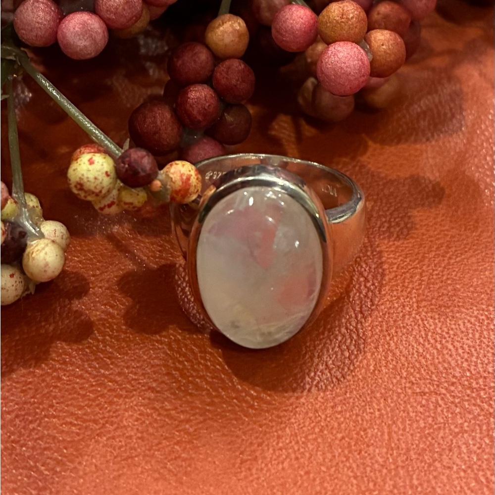 Sharp Moonstone Large Oval Shaped Ring Bezel Set.… - image 6